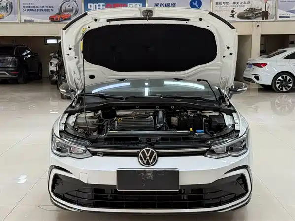 Volkswagen Golf 2022