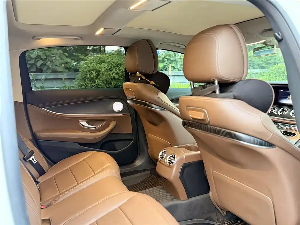 Mercedes-Benz E-Class 2019
