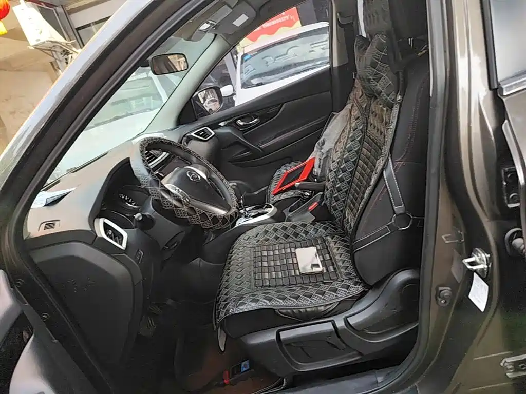 Nissan Qashqai 2017 — фото 15