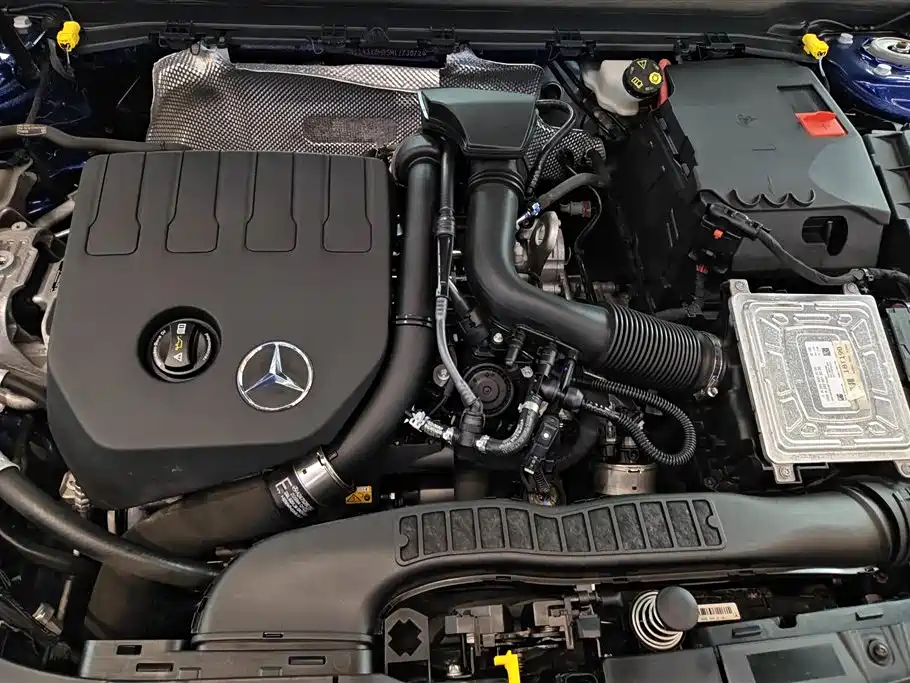 Mercedes-Benz A-Class 2021 — фото 10