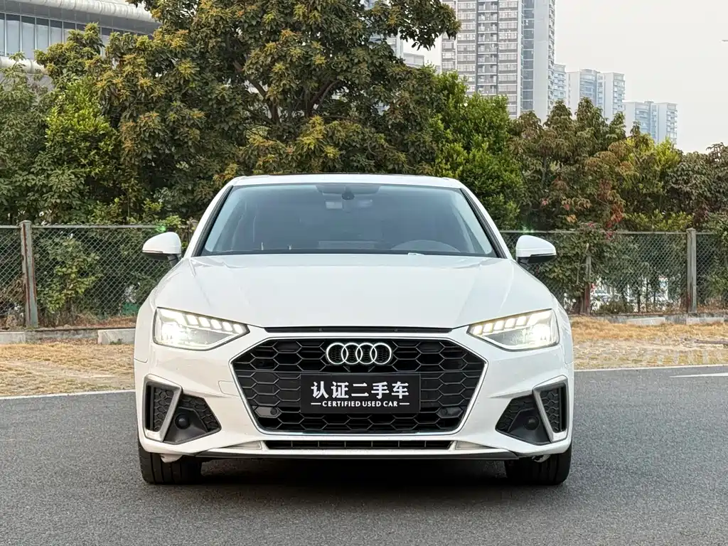 Audi A4L 2020 — фото 2
