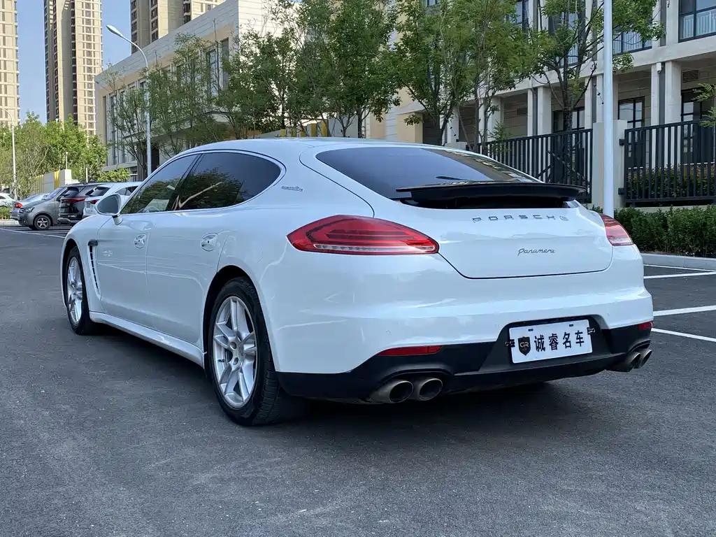 Porsche Panamera 2016 — фото 7