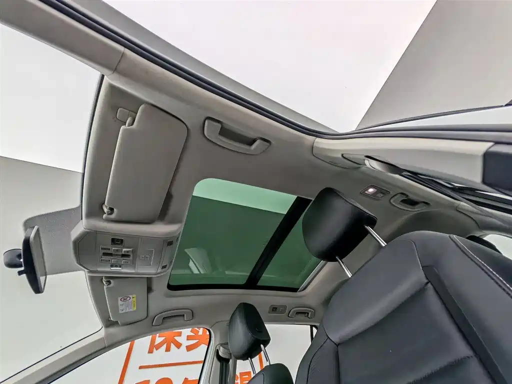 Volkswagen T-Roc 2020 — фото 14