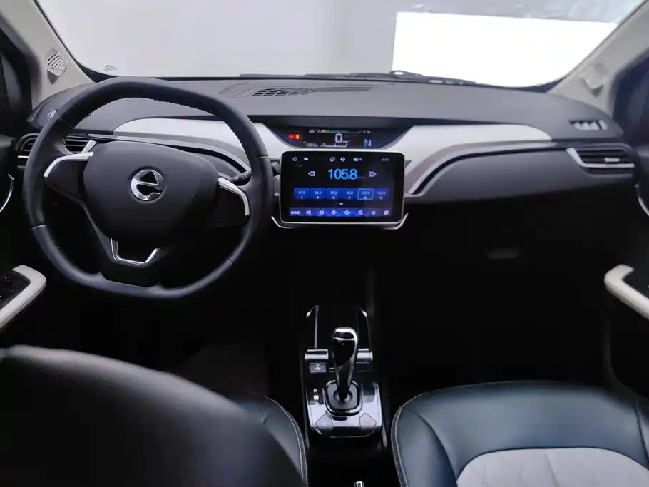 JMC Yizhi EV3 2022 — фото 12