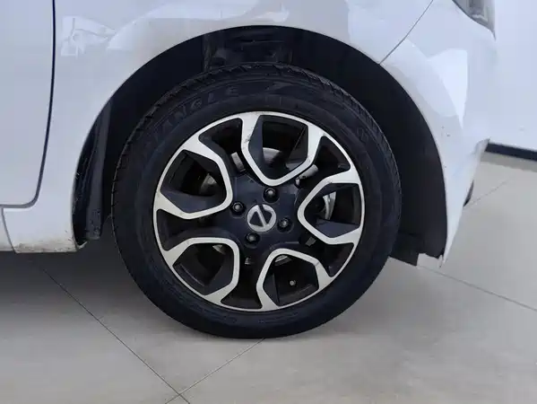 JMC Yizhi EV3 2022