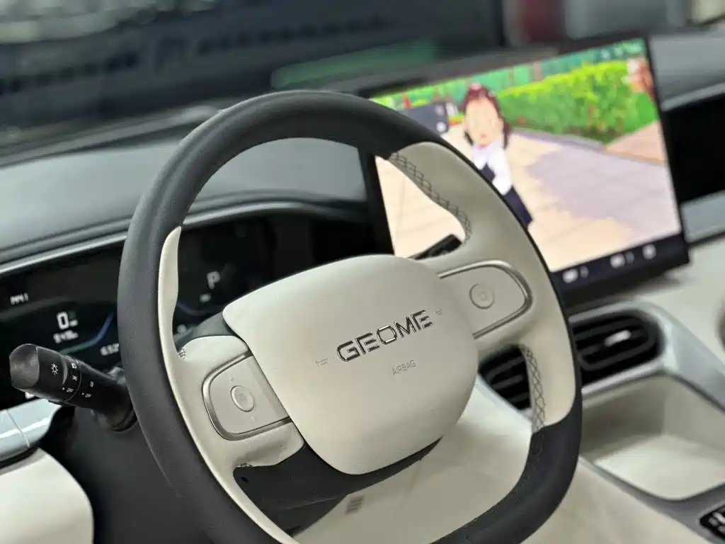 Geely Galaxy Starwish 2025 — фото 24