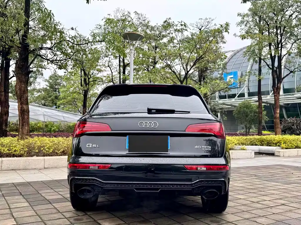 Audi Q5L 2023 — фото 9