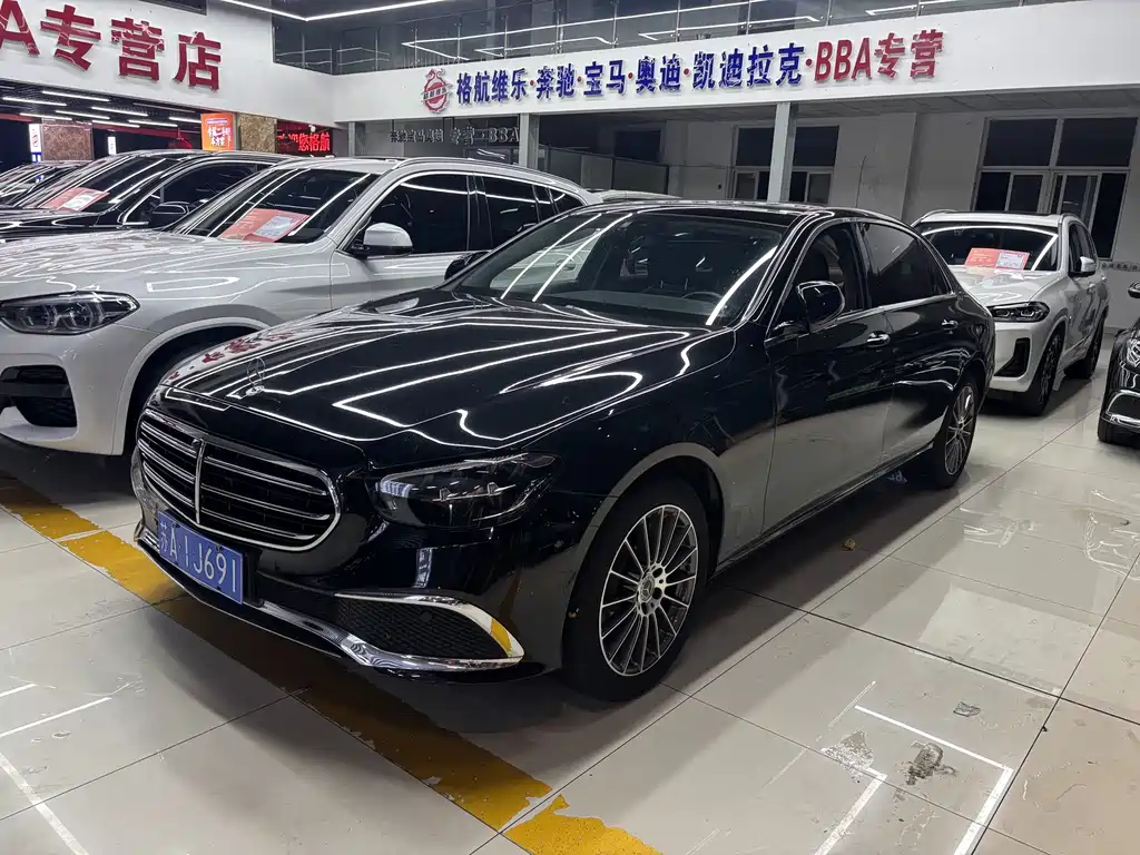 Mercedes-Benz E-Class 2023