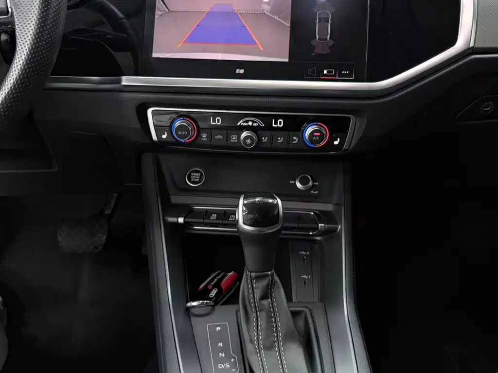Audi Q3 Sportback 2022 — фото 9