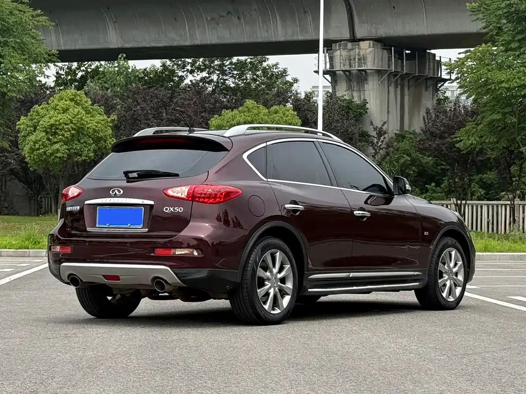Infiniti QX50 2016