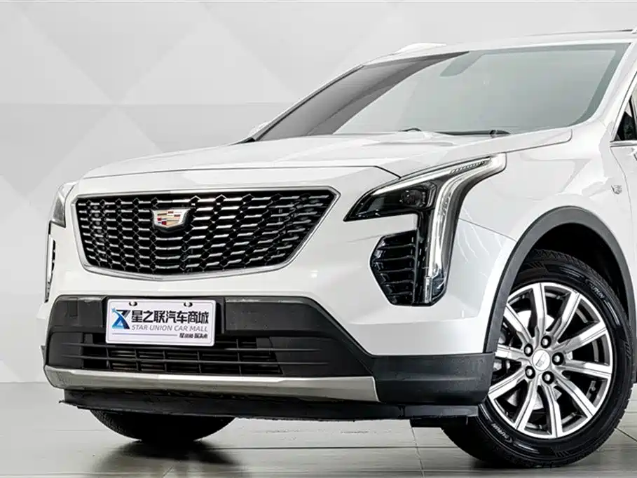 Cadillac XT4 2020 — фото 2