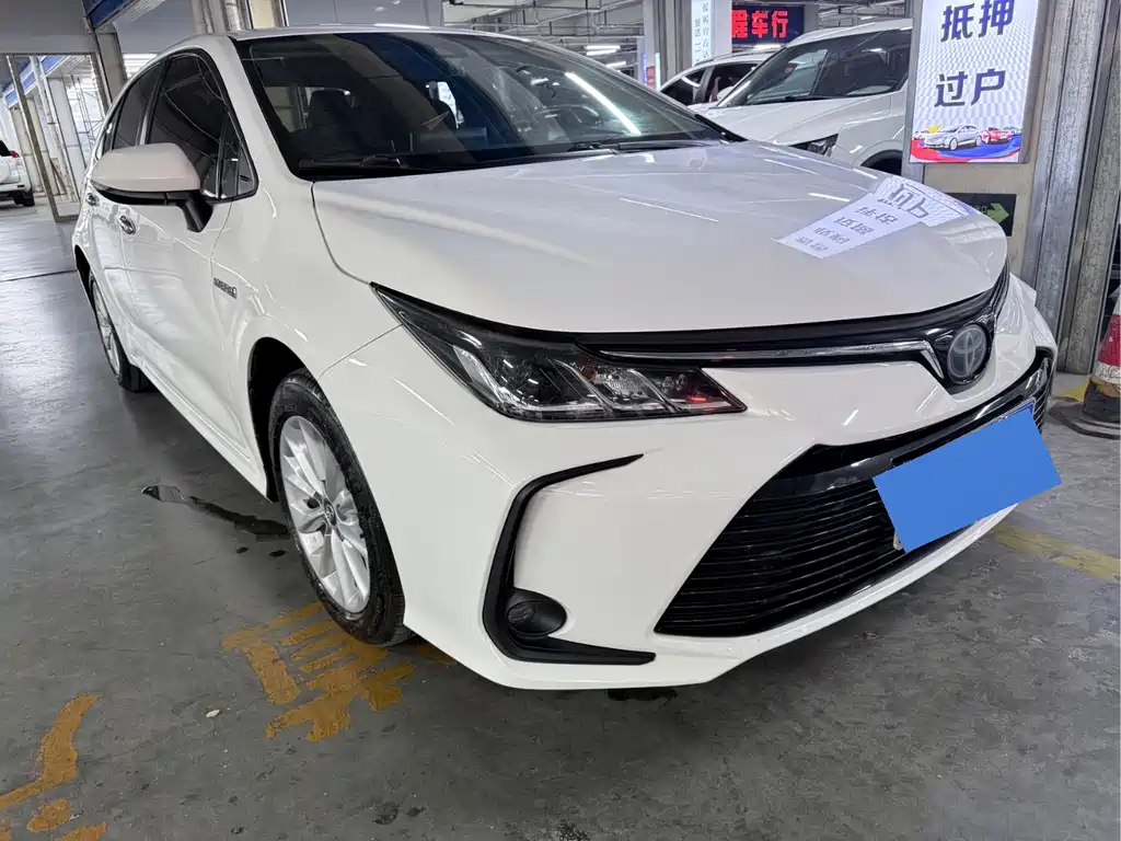 Toyota Corolla 2020 — фото 3