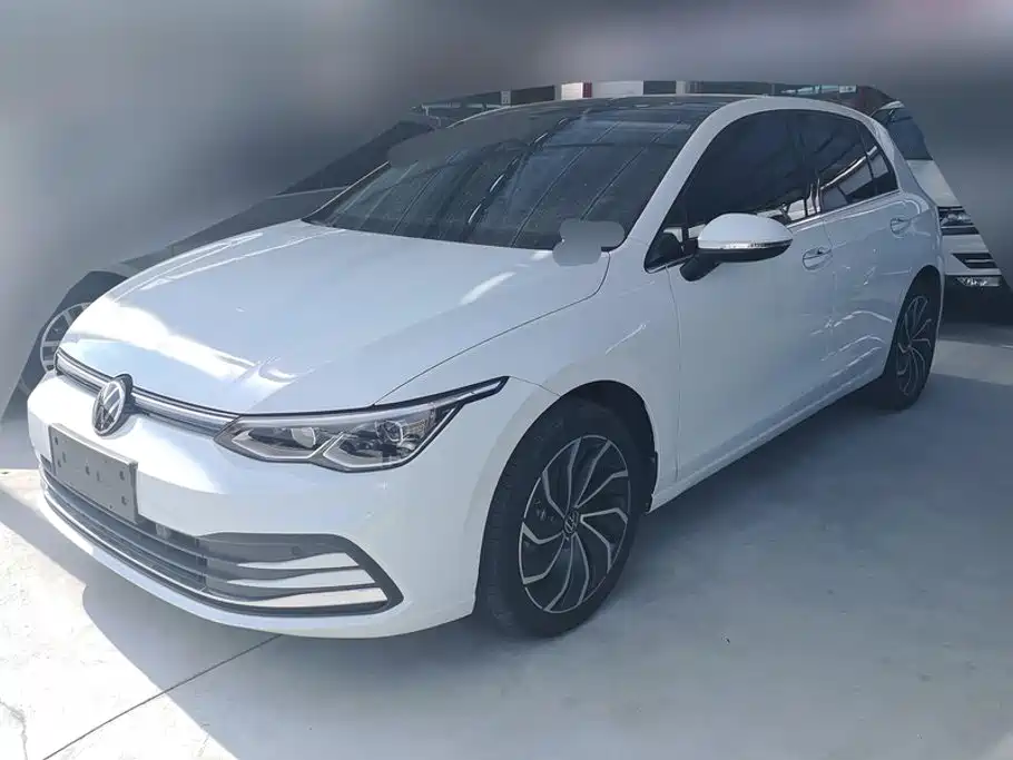 Volkswagen Golf 2021
