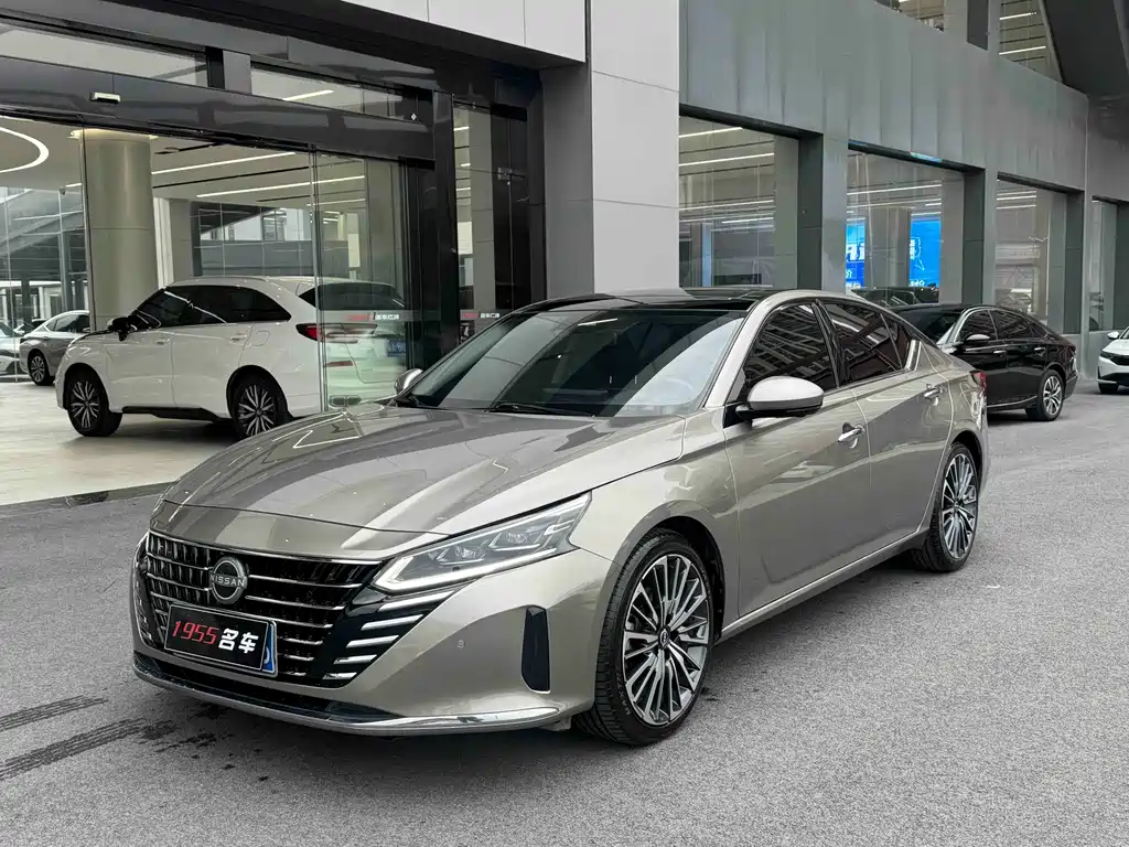 Nissan Teana 2023 — фото 1