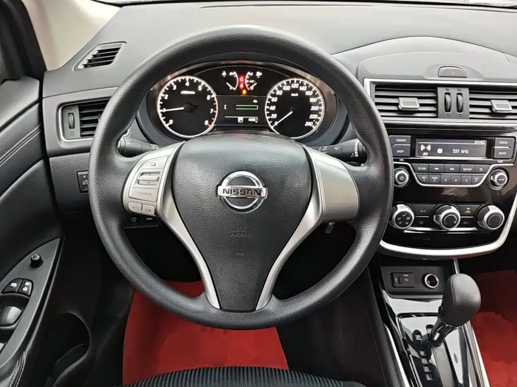 Nissan Tiida 2021 — фото 11