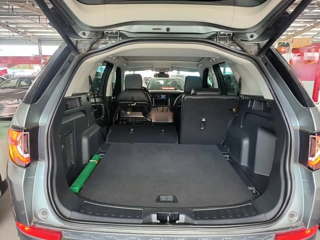 Land Rover Discovery Sport 2016 — фото 19