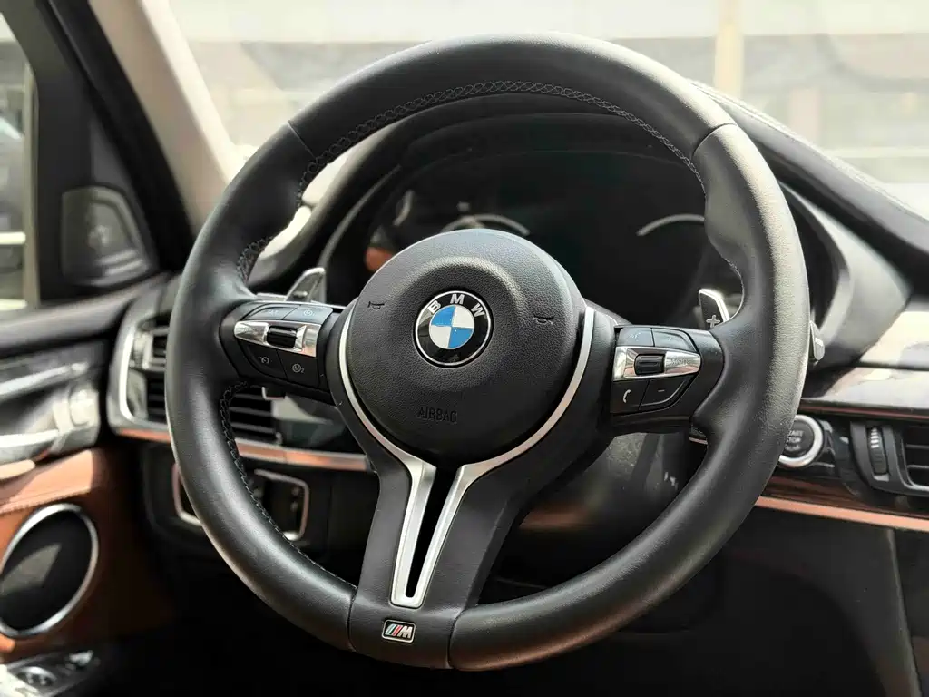 BMW X5 2020 — фото 10