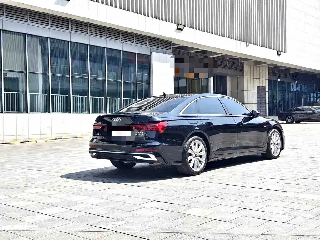 Audi A6L 2023 — фото 9