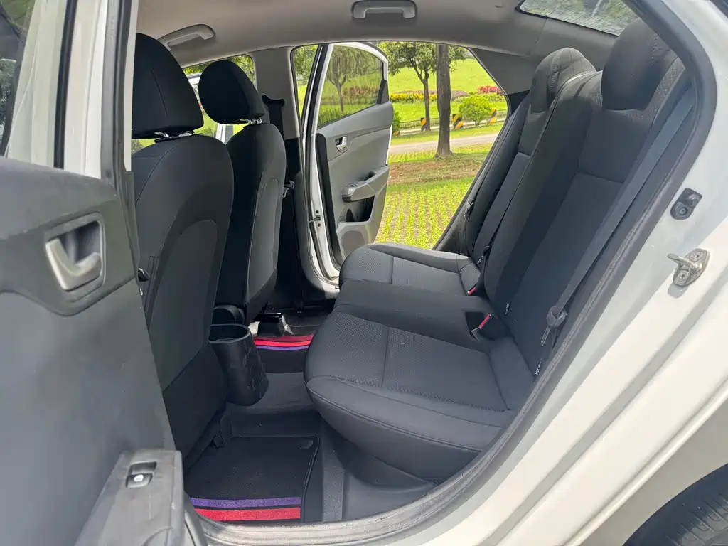 Hyundai Verna 2019 — фото 10