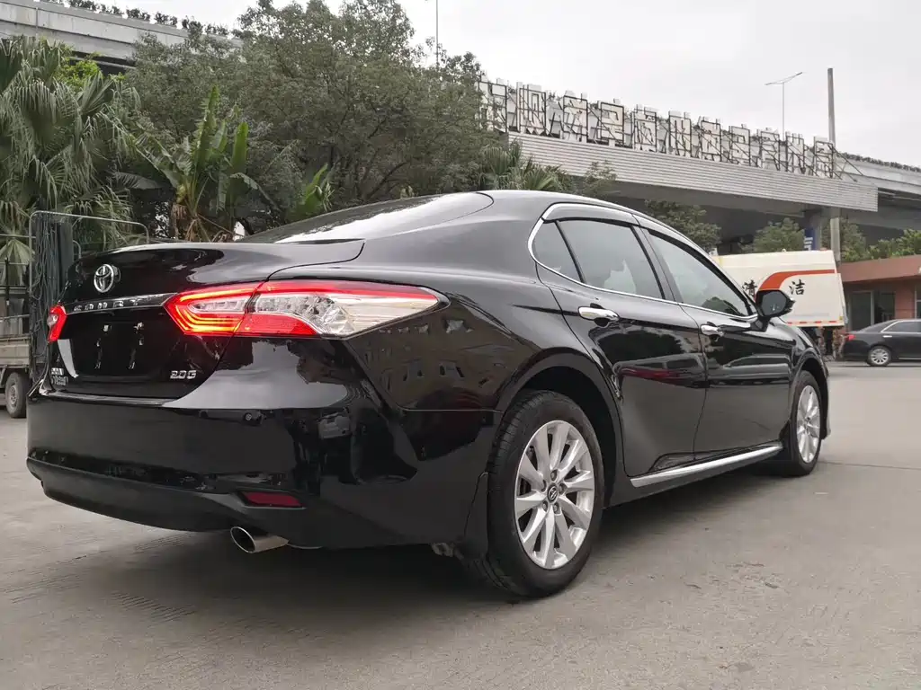 Toyota Camry 2018
