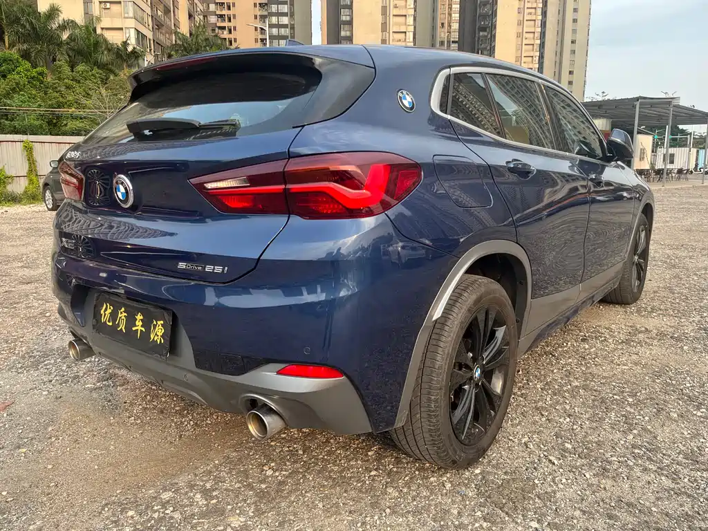 BMW X2 2022 — фото 7