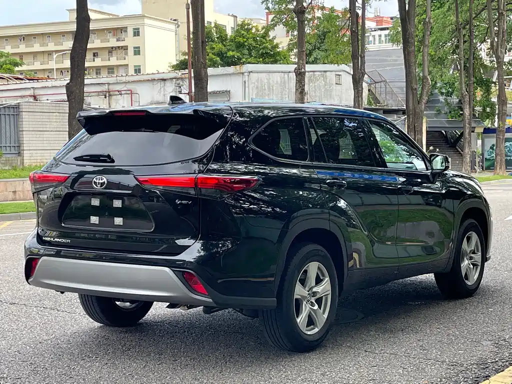 Toyota Highlander 2026 — фото 10