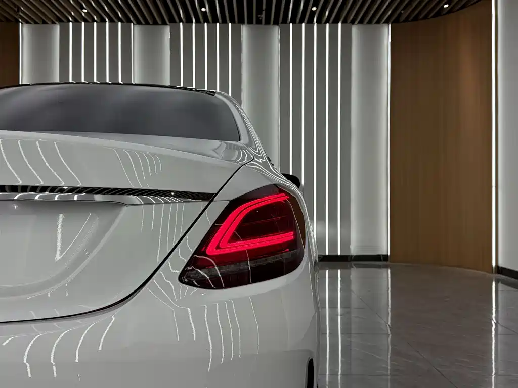 Mercedes-Benz C-Class 2020 — фото 9