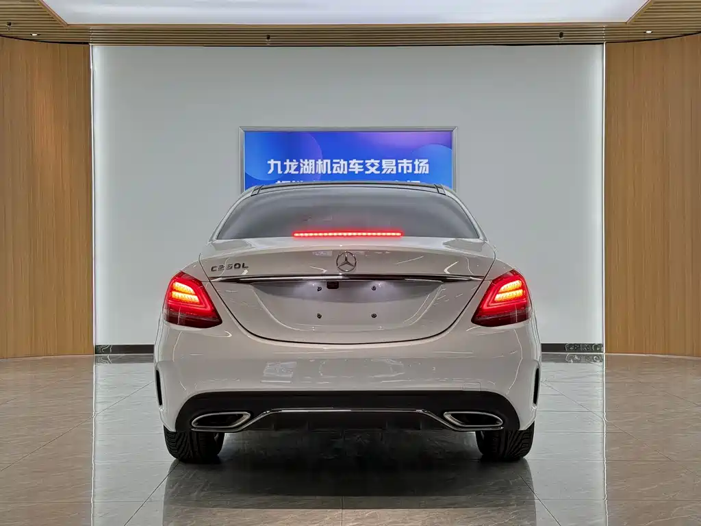 Mercedes-Benz C-Class 2020 — фото 4