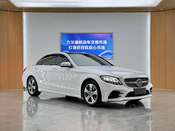 Mercedes-Benz C-Class 2020