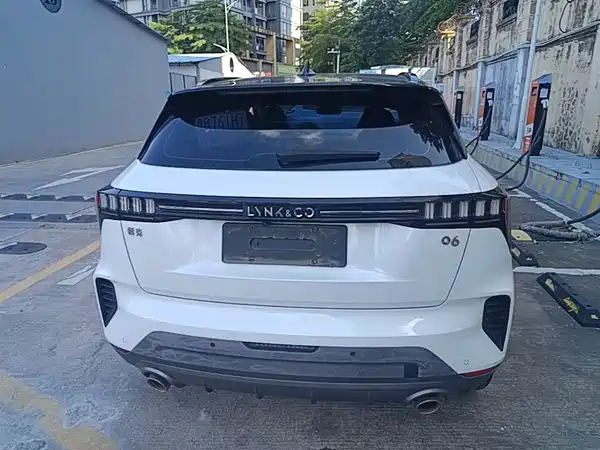 Lynk & Co 06 2020