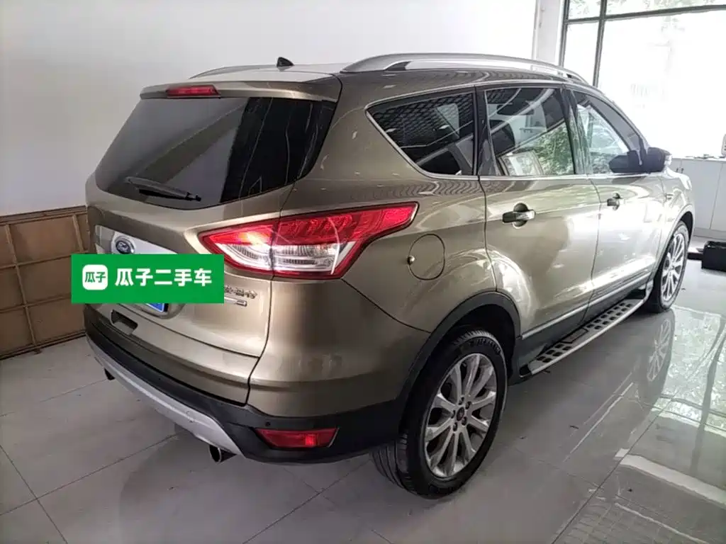 Ford Kuga 2016 — фото 7