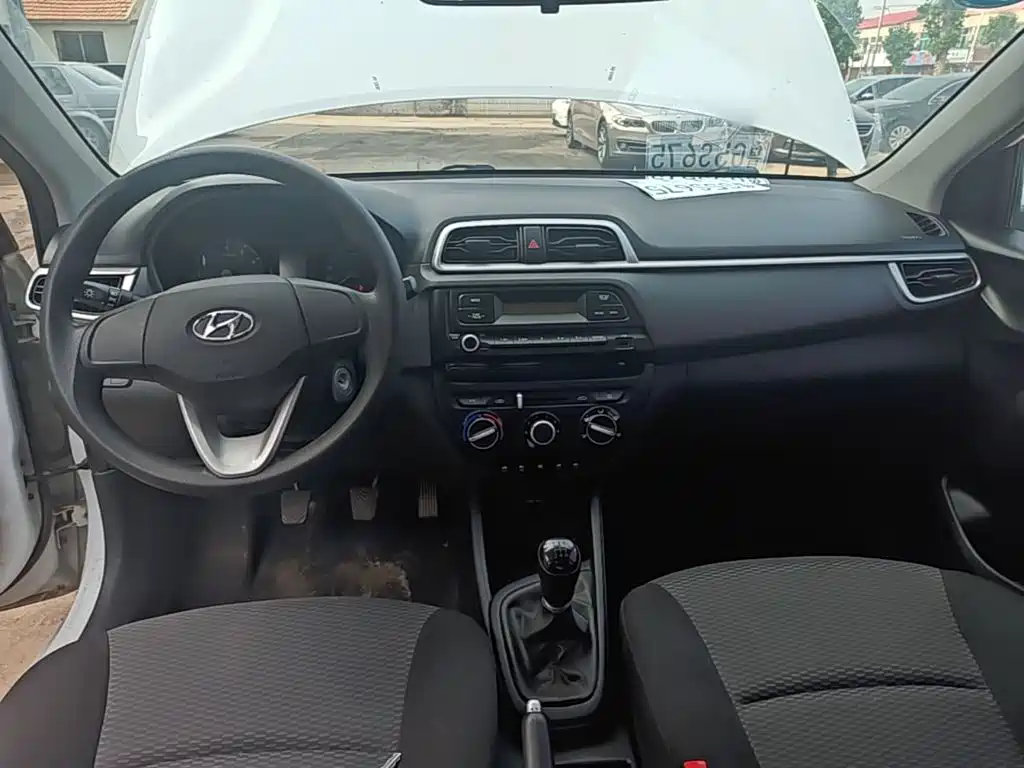 Hyundai Verna 2019 — фото 10