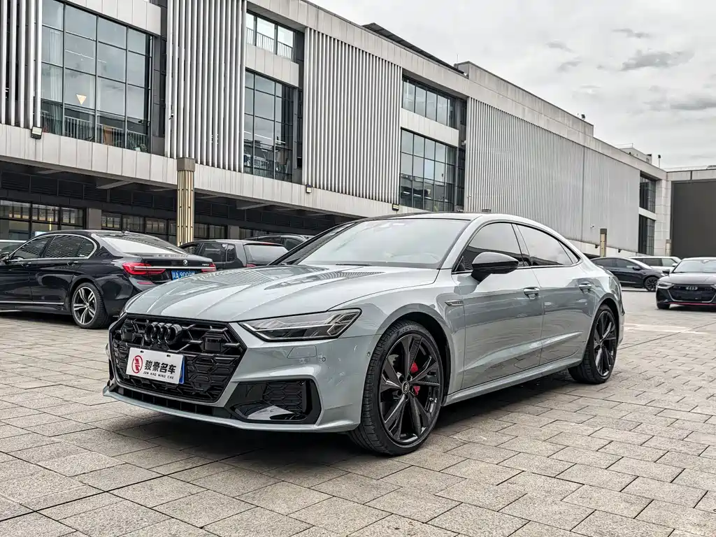 Audi A7L 2024 — фото 1