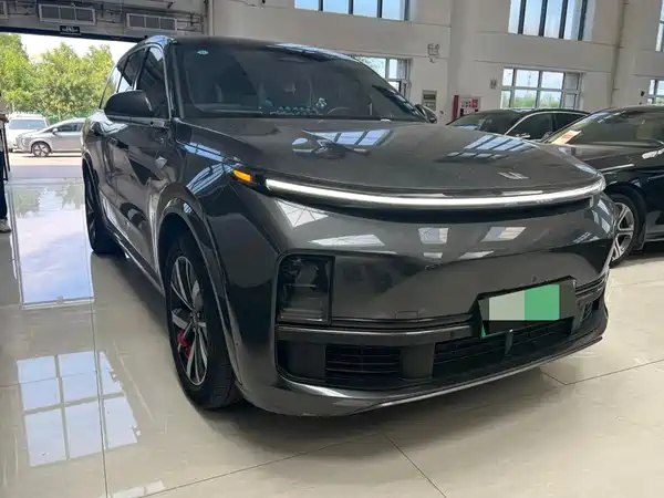 Li Auto L8 2023