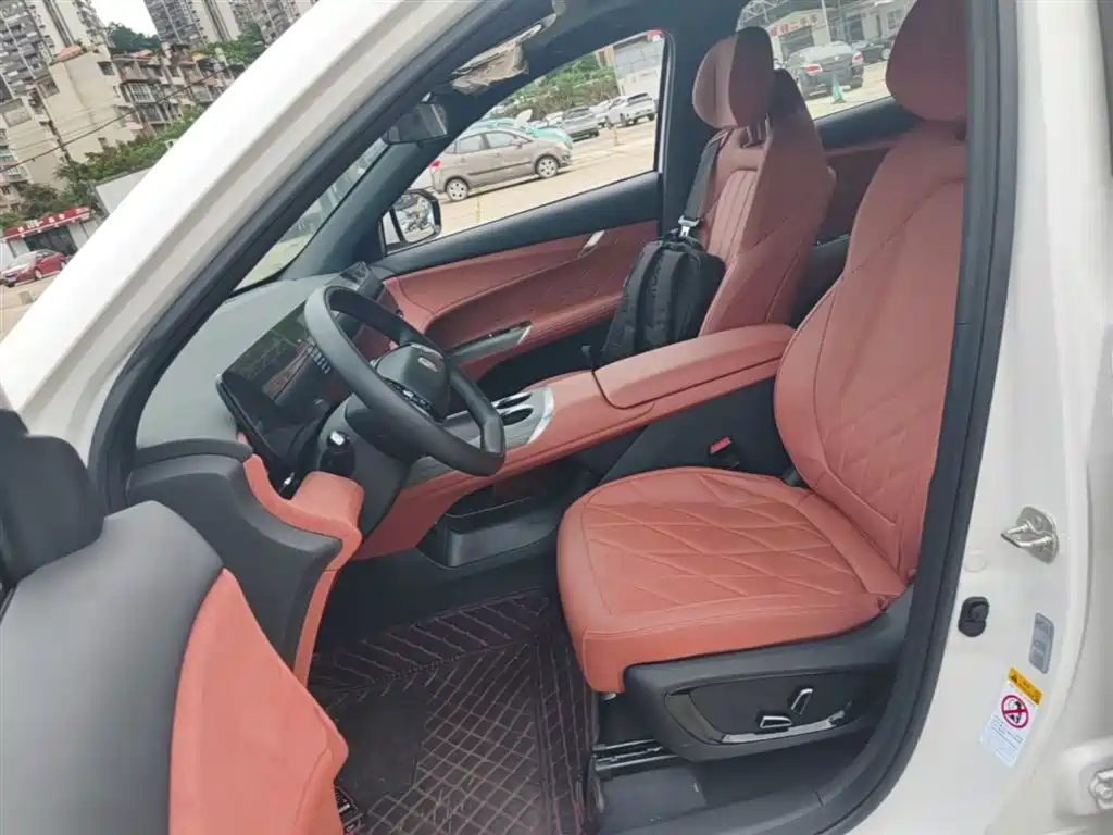 Changan CS75 PLUS 2025 — фото 15