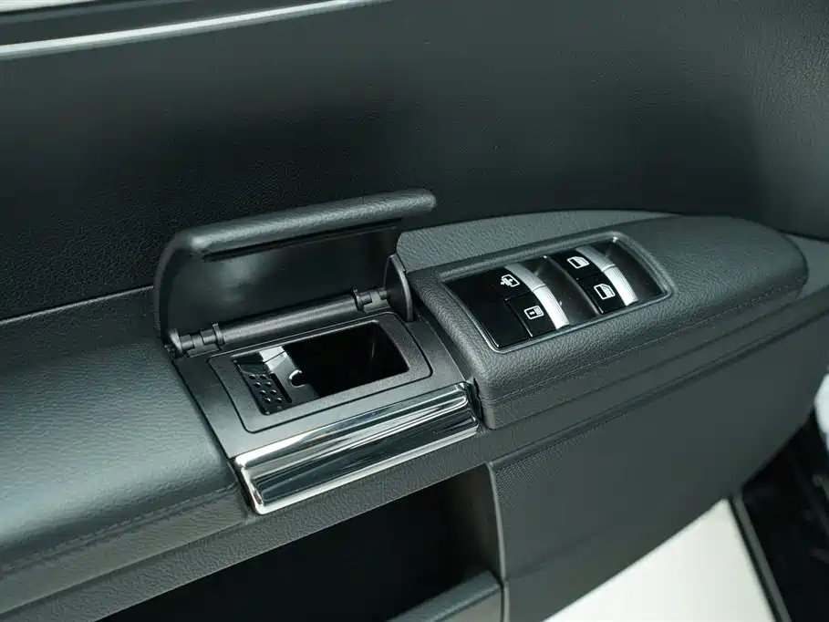 Mercedes-Benz S-Class 2011 — фото 21