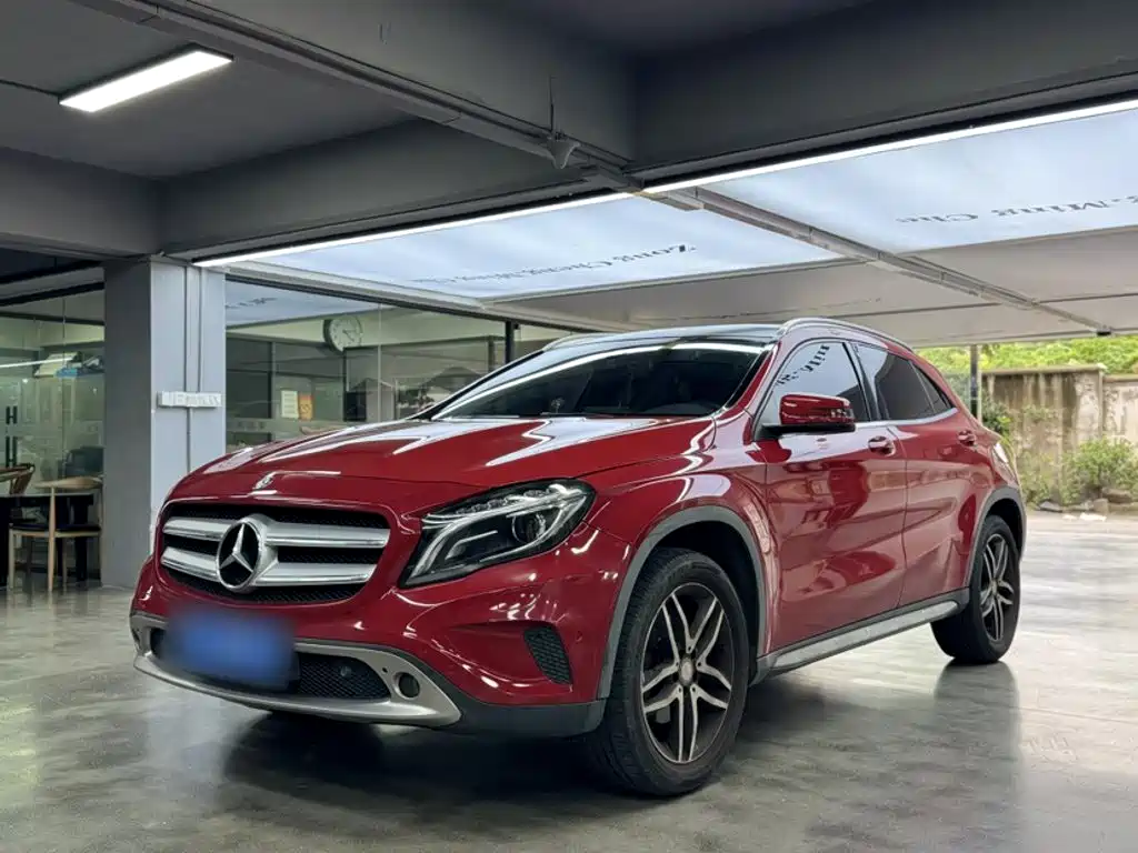 Mercedes-Benz GLA 2016