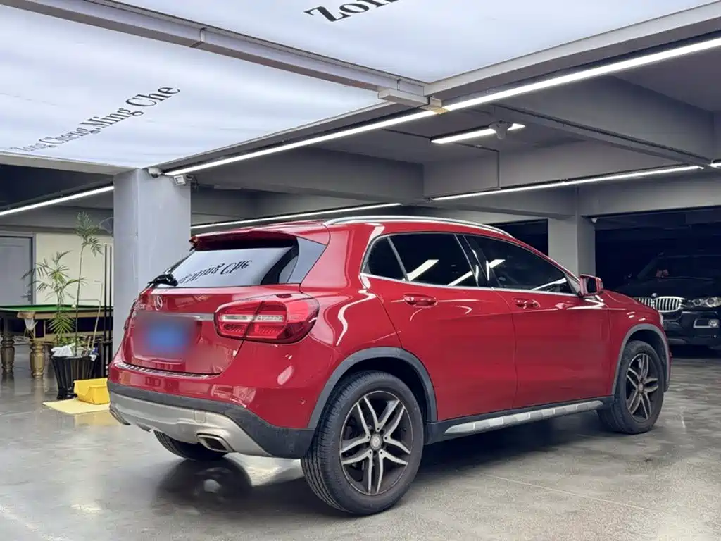 Mercedes-Benz GLA 2016 — фото 13
