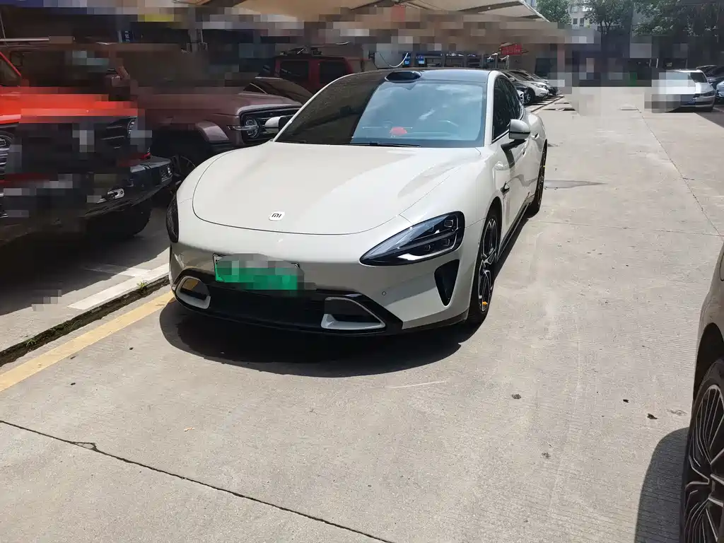 Xiaomi SU7 2025