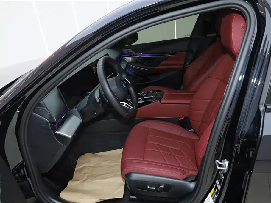 BMW i5 2025 — фото 17