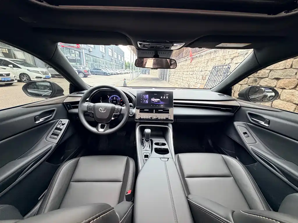 Toyota Avalon 2025