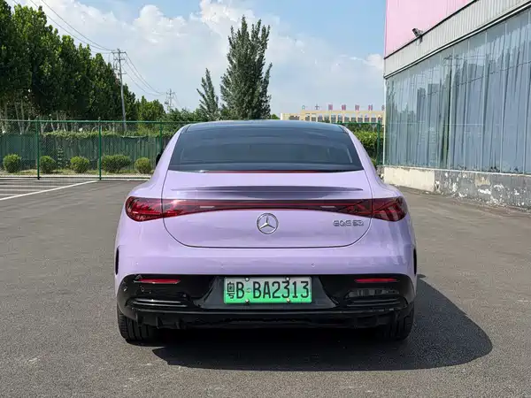 Mercedes-Benz EQE 2022