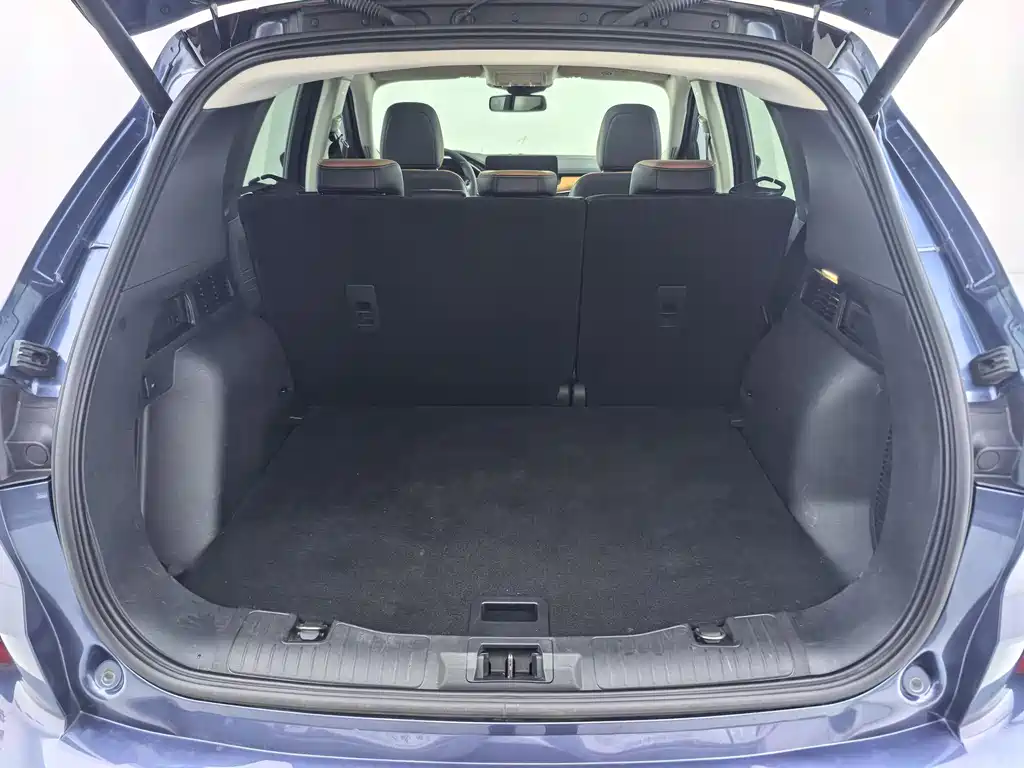 Ford Escape 2020 — фото 27
