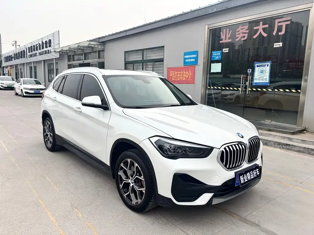 BMW X1 2020 — фото 2
