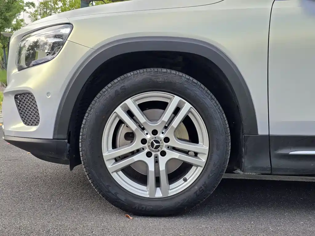 Mercedes-Benz GLB 2022 — фото 23