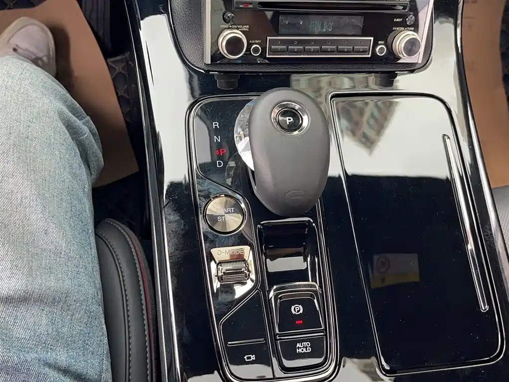 GAC Motor Trumpchi M8 2023 — фото 12