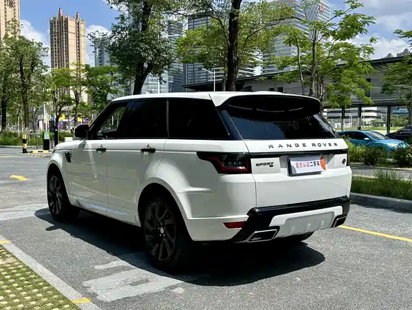 Land Rover Range Rover Sport 2020