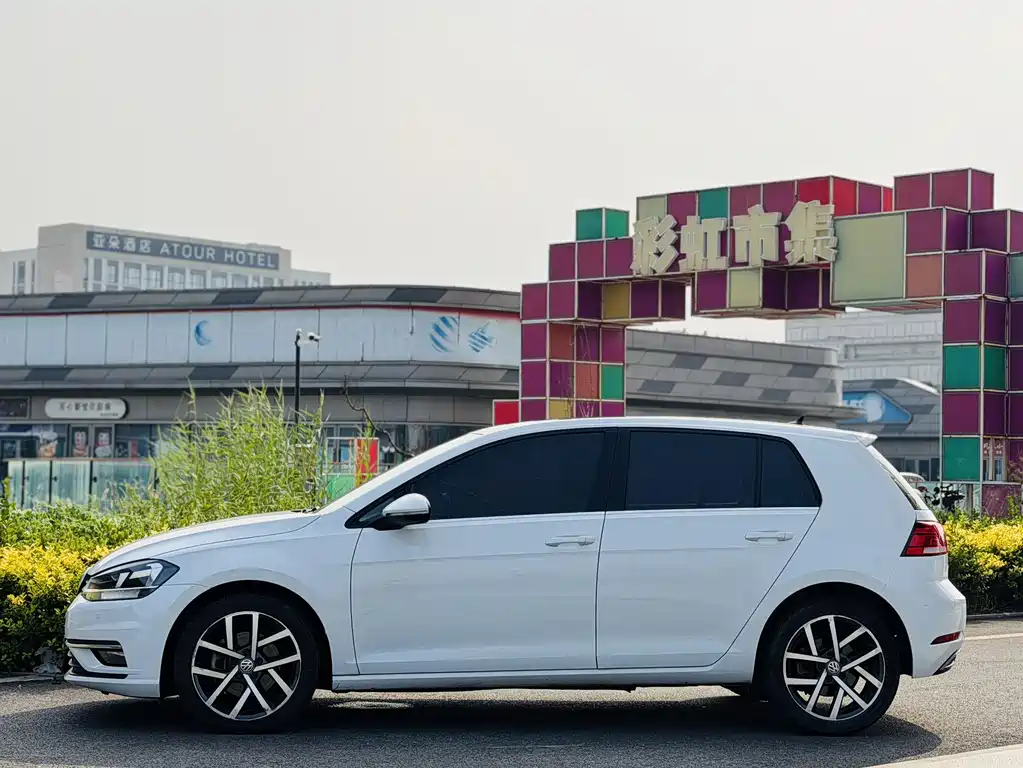 Volkswagen Golf 2020
