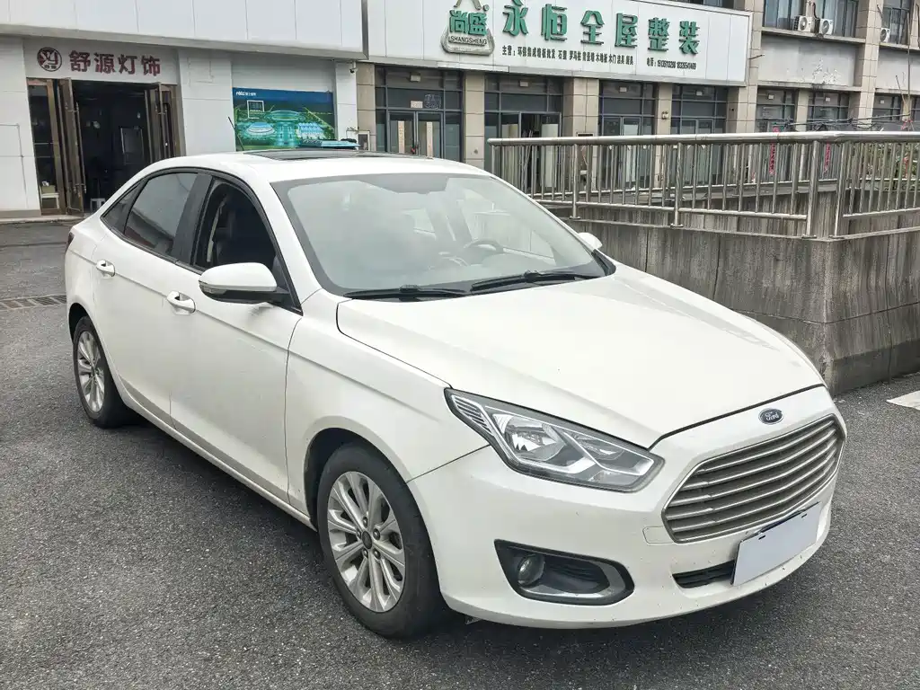Ford Escort 2016