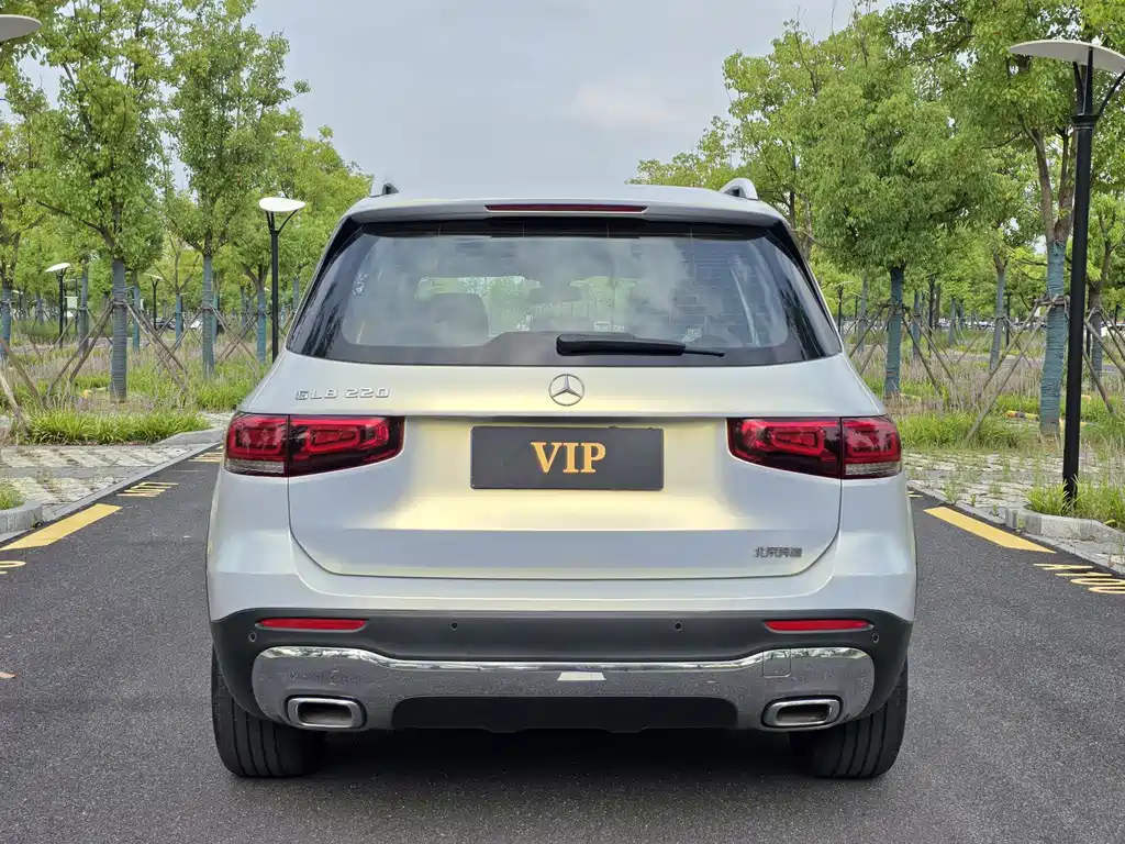 Mercedes-Benz GLB 2022